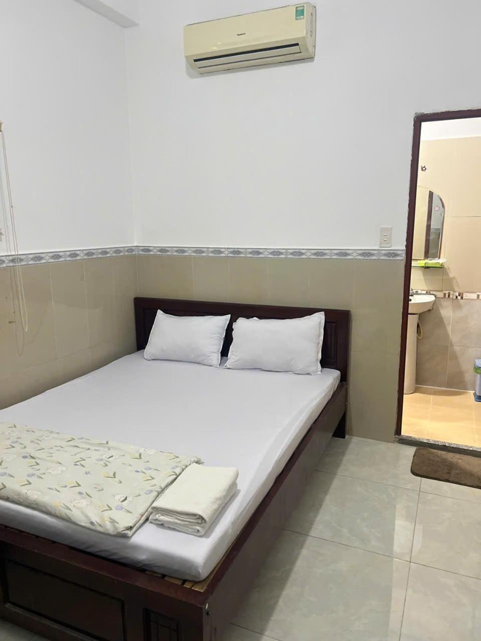 Aparthotel Khach San Doan Gia Ciudad Ho Chi Minh  Exterior foto