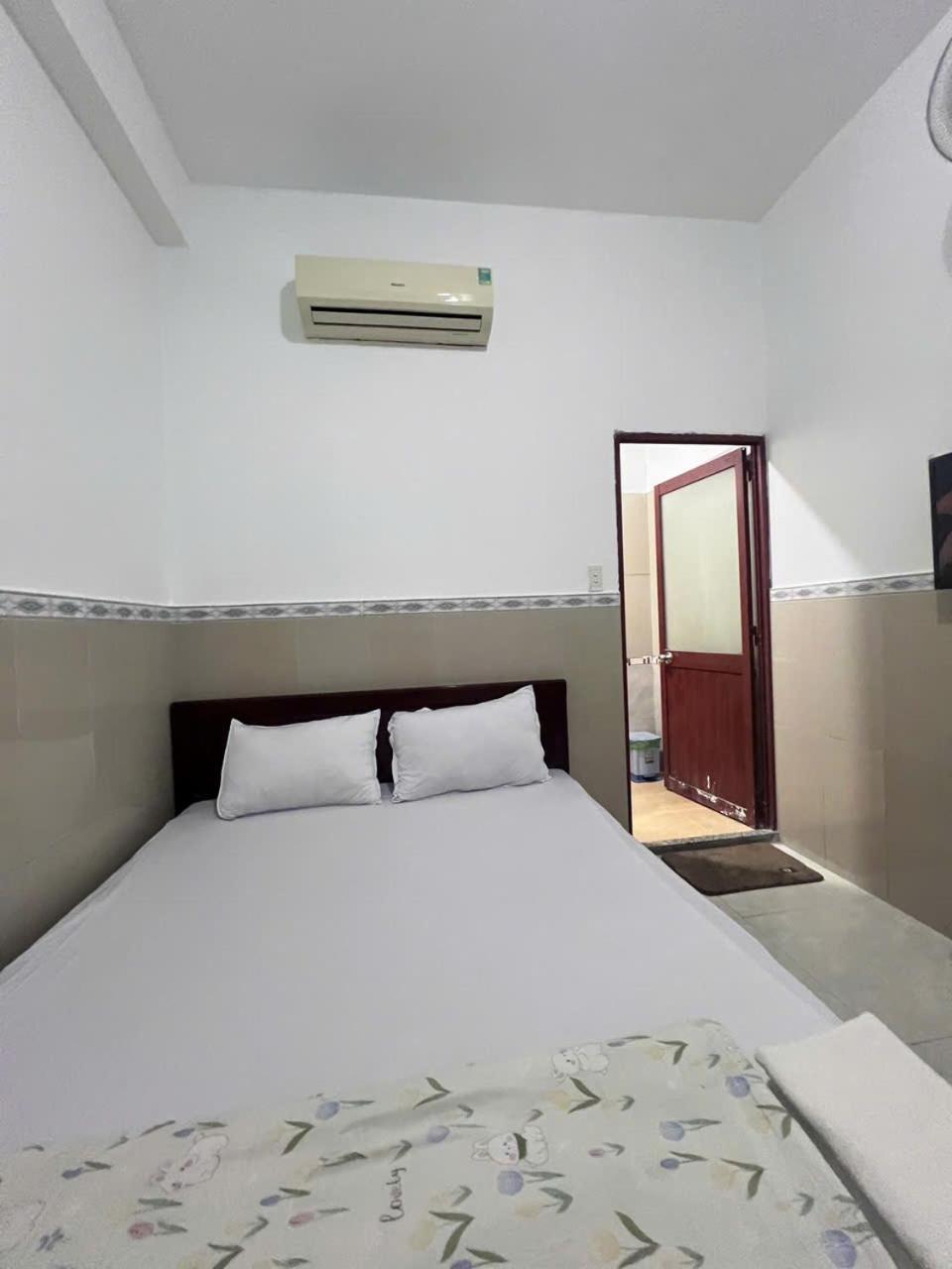 Aparthotel Khach San Doan Gia Ciudad Ho Chi Minh  Exterior foto